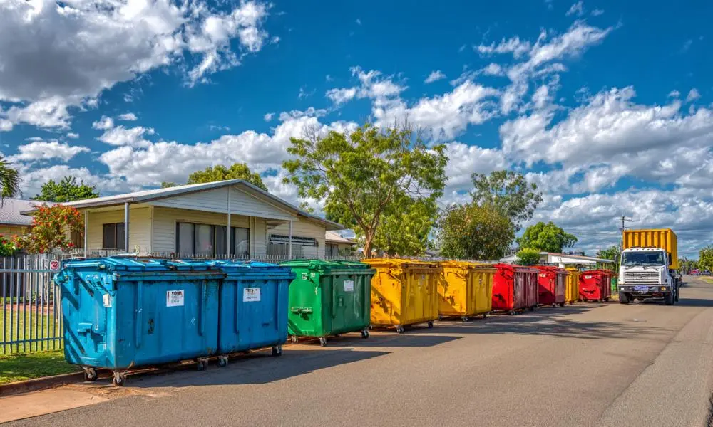 Multiple skip bins servicing projects with skip bins in Rockhampton QLD 4701 across residential and commercial locations
